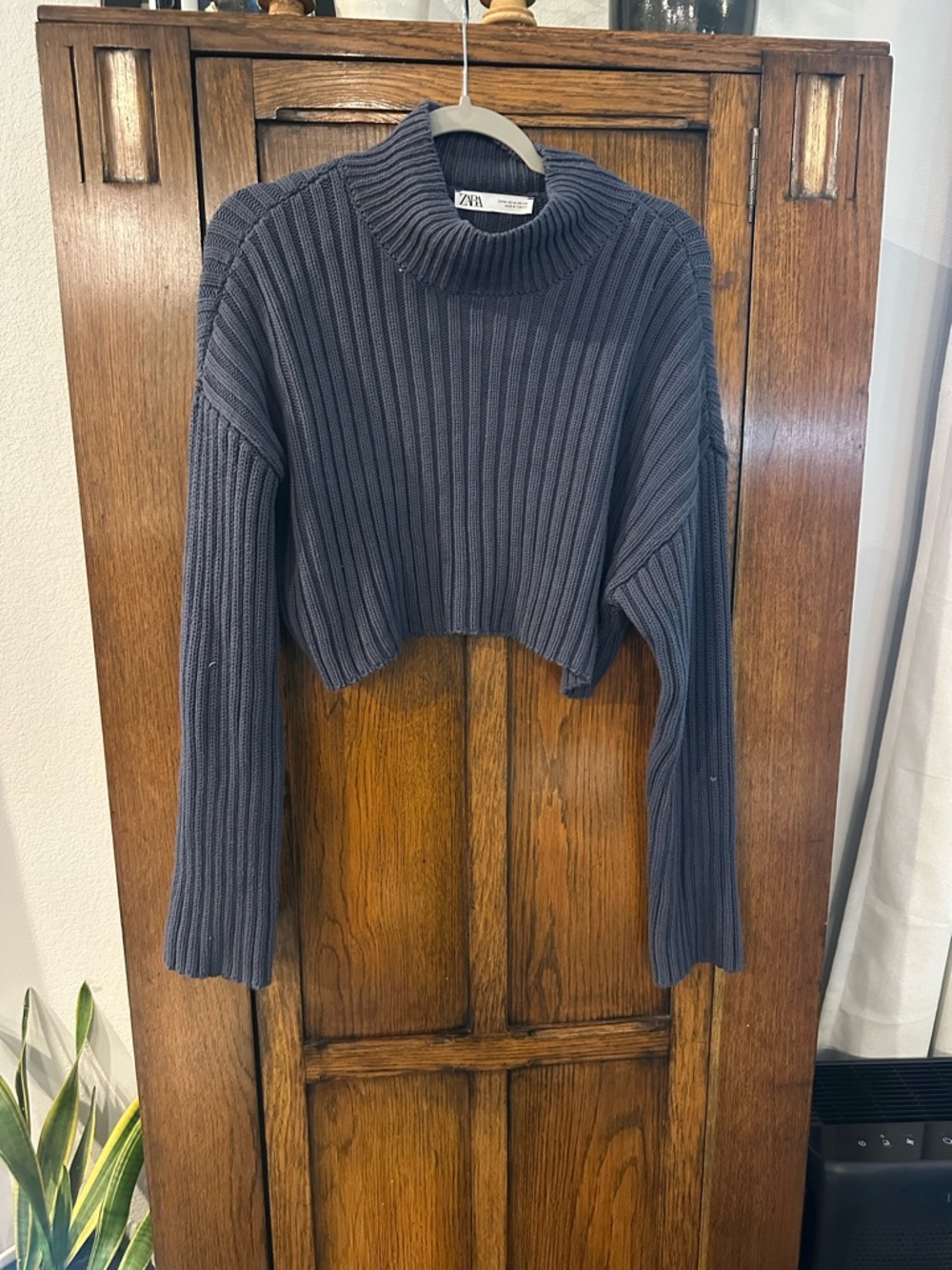 Zara Ribbed Cropped Turtleneck Sweater - Charcoal Gray